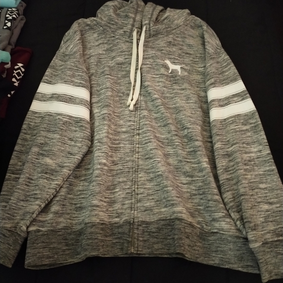 Victoria secret PINK tops - Picture 10 of 16